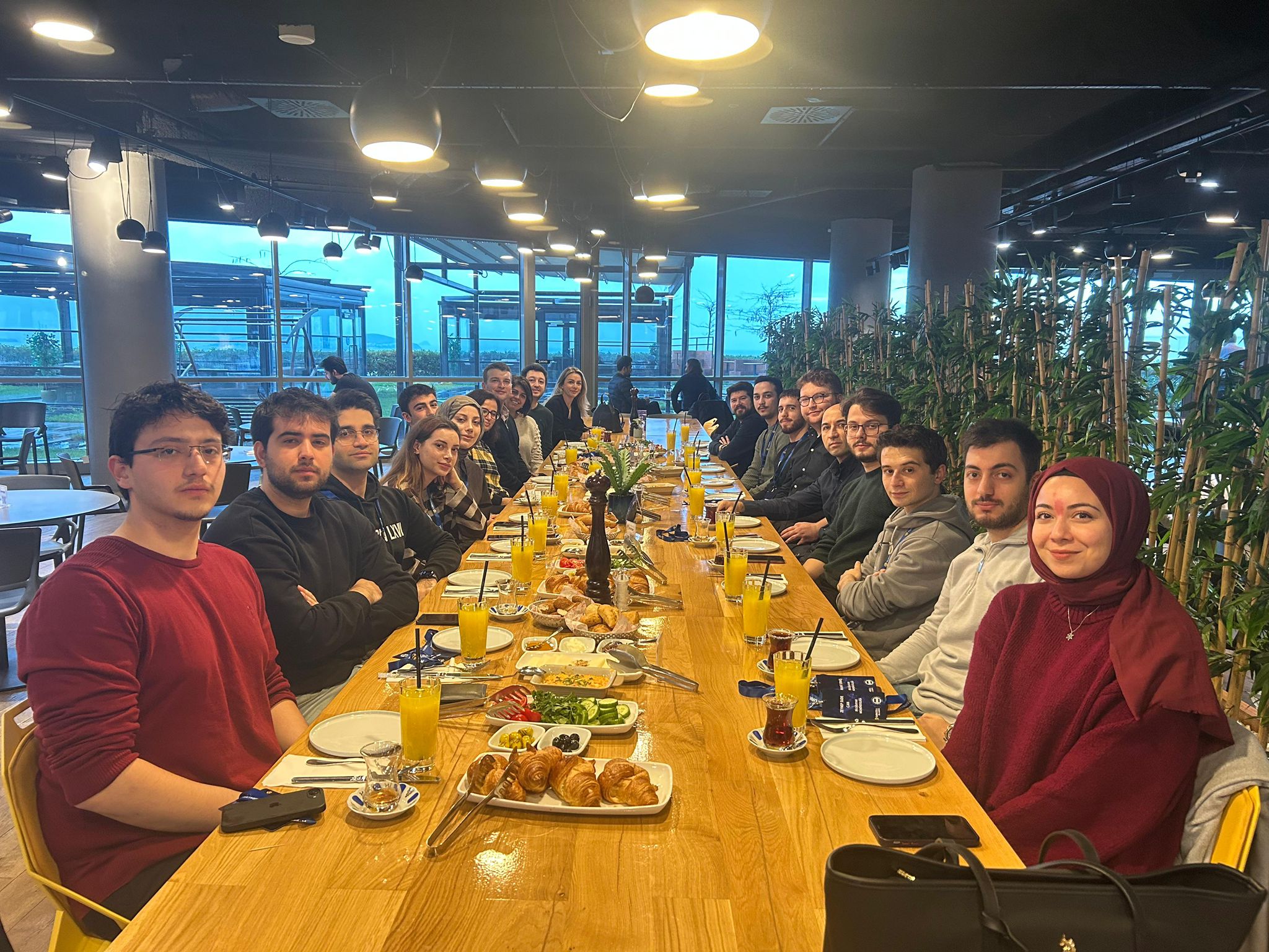 sektor-kampus-1.jpg (576 KB)