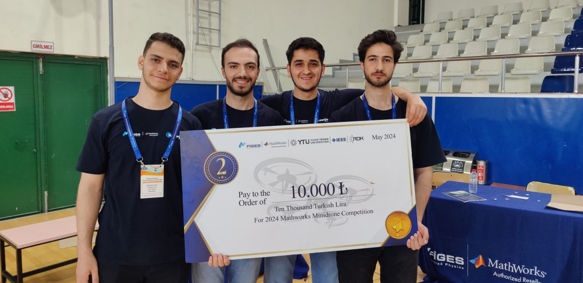 Öğrencimizin MathWorks Minidrone Yarışması Başarısı.